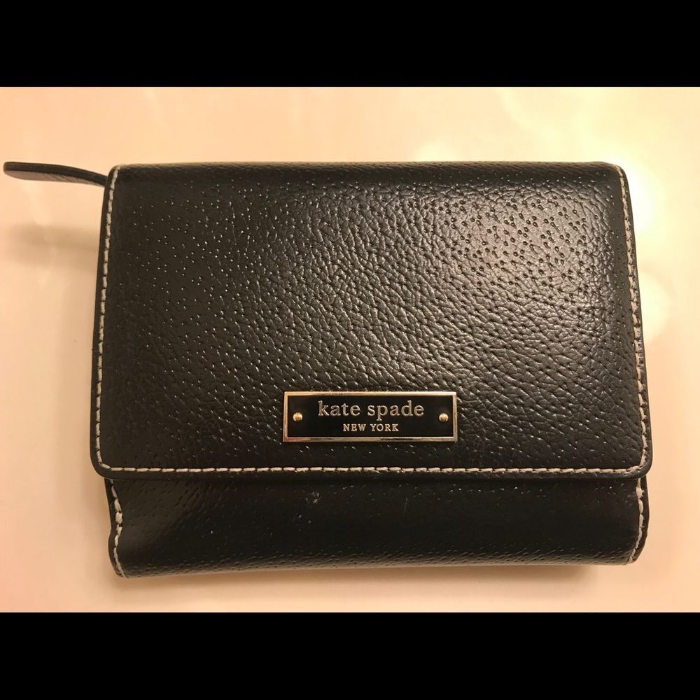 Kate Spade leather wallet with green lining